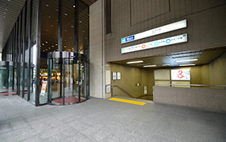 地下鉄「大手町駅」C1出口直結